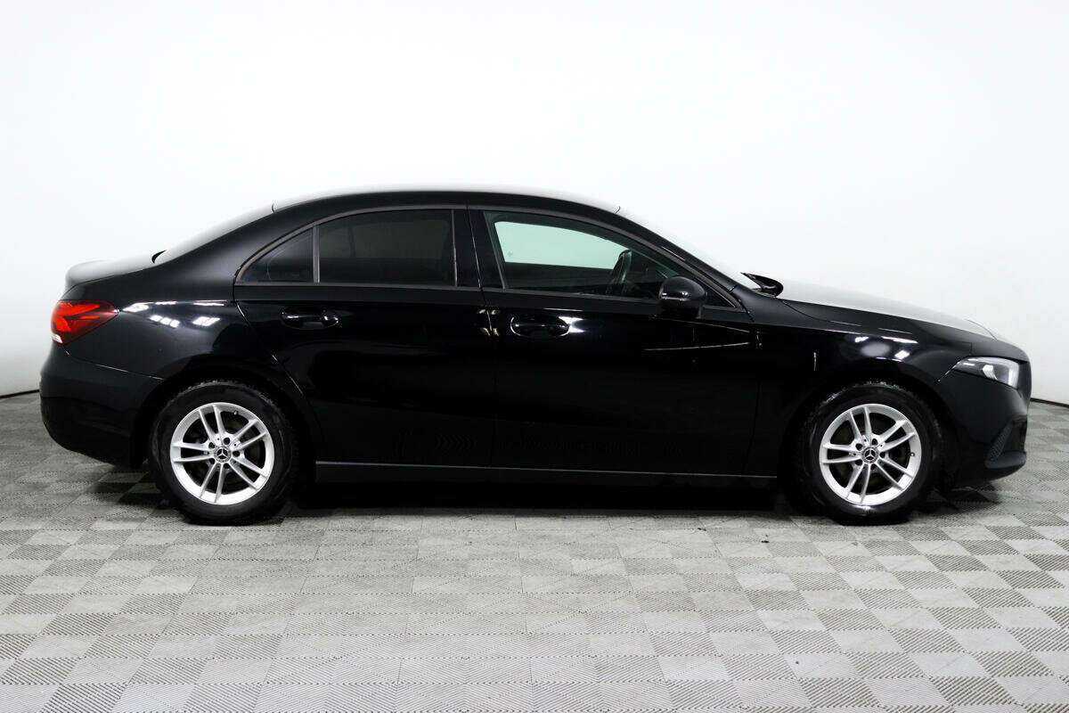 Купить Mercedes-Benz A-Класс 200, 2019, 91 100 км, фото №4