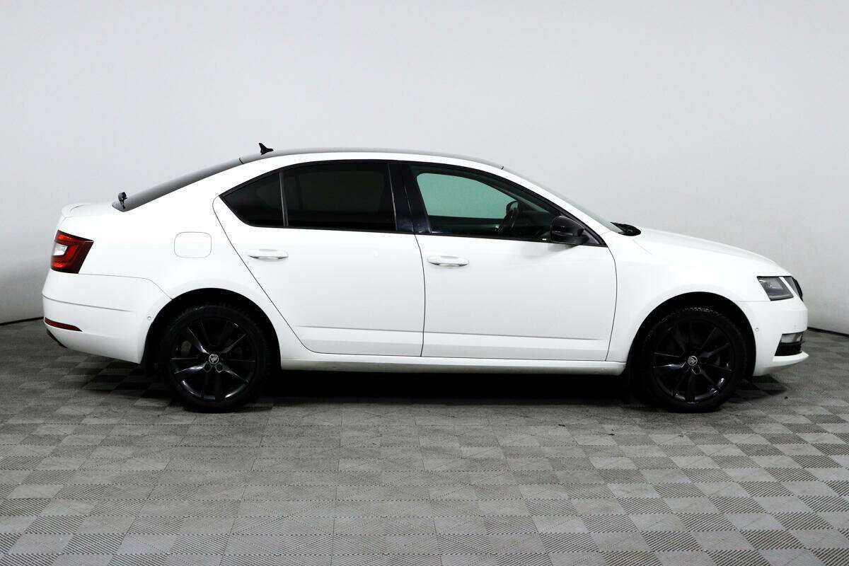 Купить Skoda Octavia, 2017, 112 981 км, фото №4