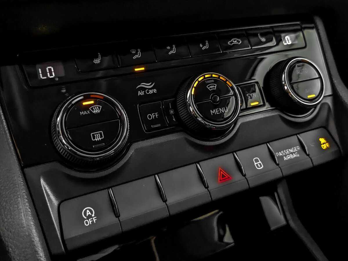 Купить Skoda Karoq, 2020, 48 660 км, фото №20