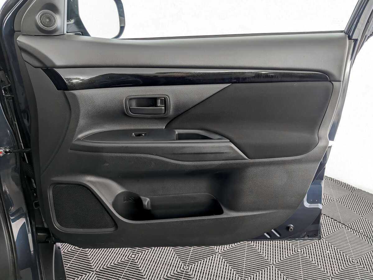 Купить Mitsubishi Outlander, 2019, 80 241 км, фото №20