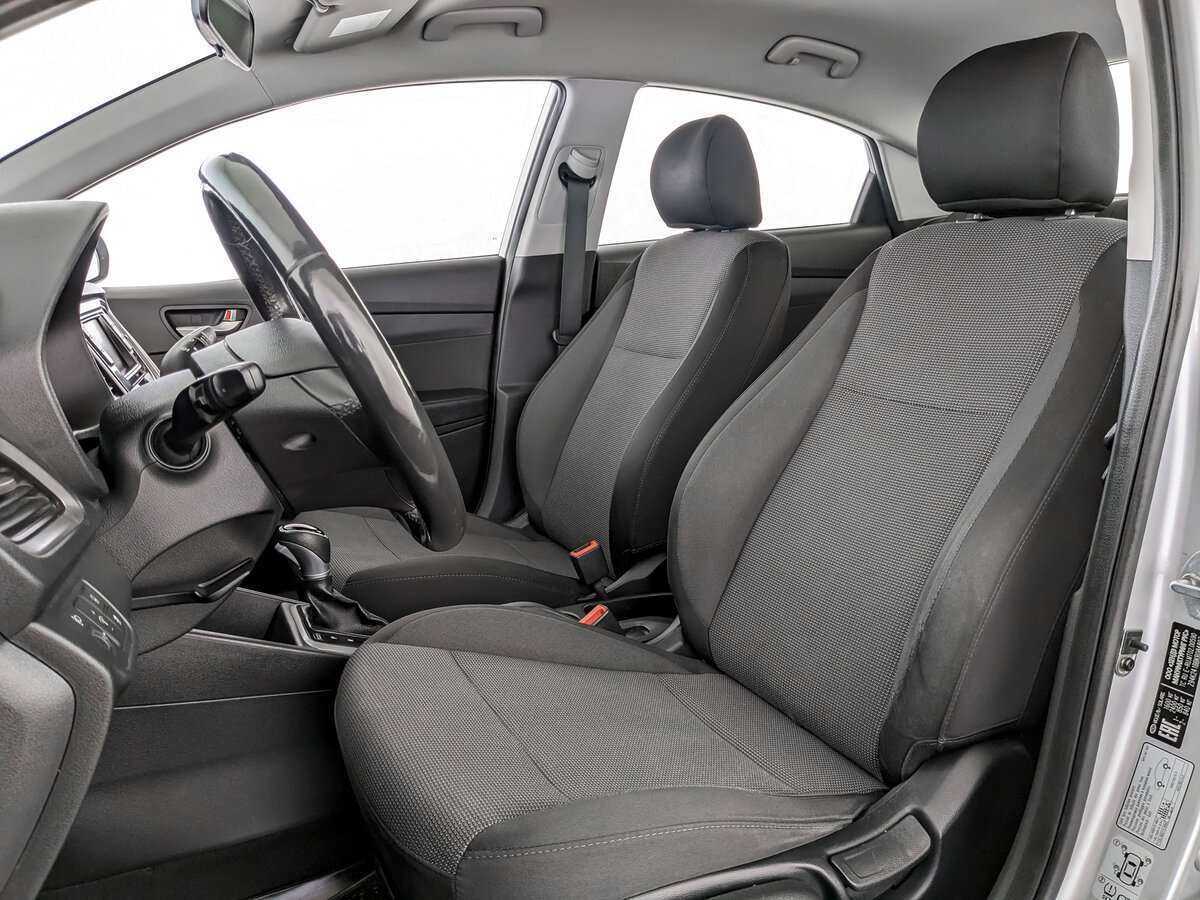 Купить Hyundai Solaris, 2018, 123 821 км, фото №20