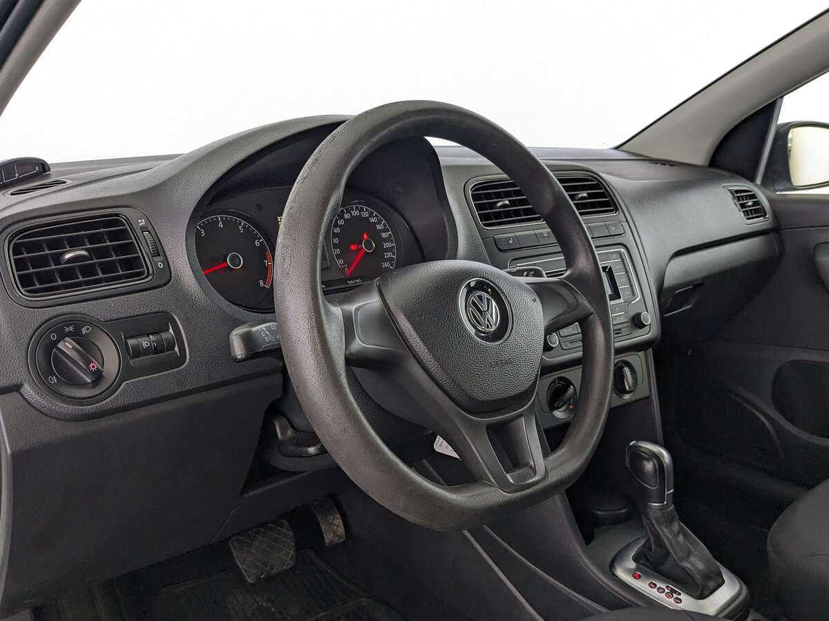 Купить Volkswagen Polo, 2018, 104 329 км, фото №15