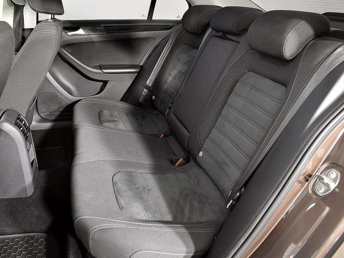 Купить Volkswagen Jetta, 2017, 116 372 км, фото №8