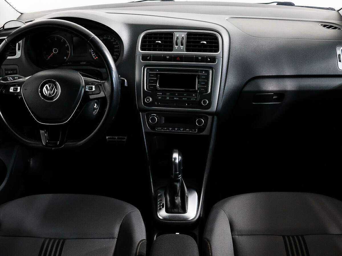 Купить Volkswagen Polo, 2016, 106 208 км, фото №12