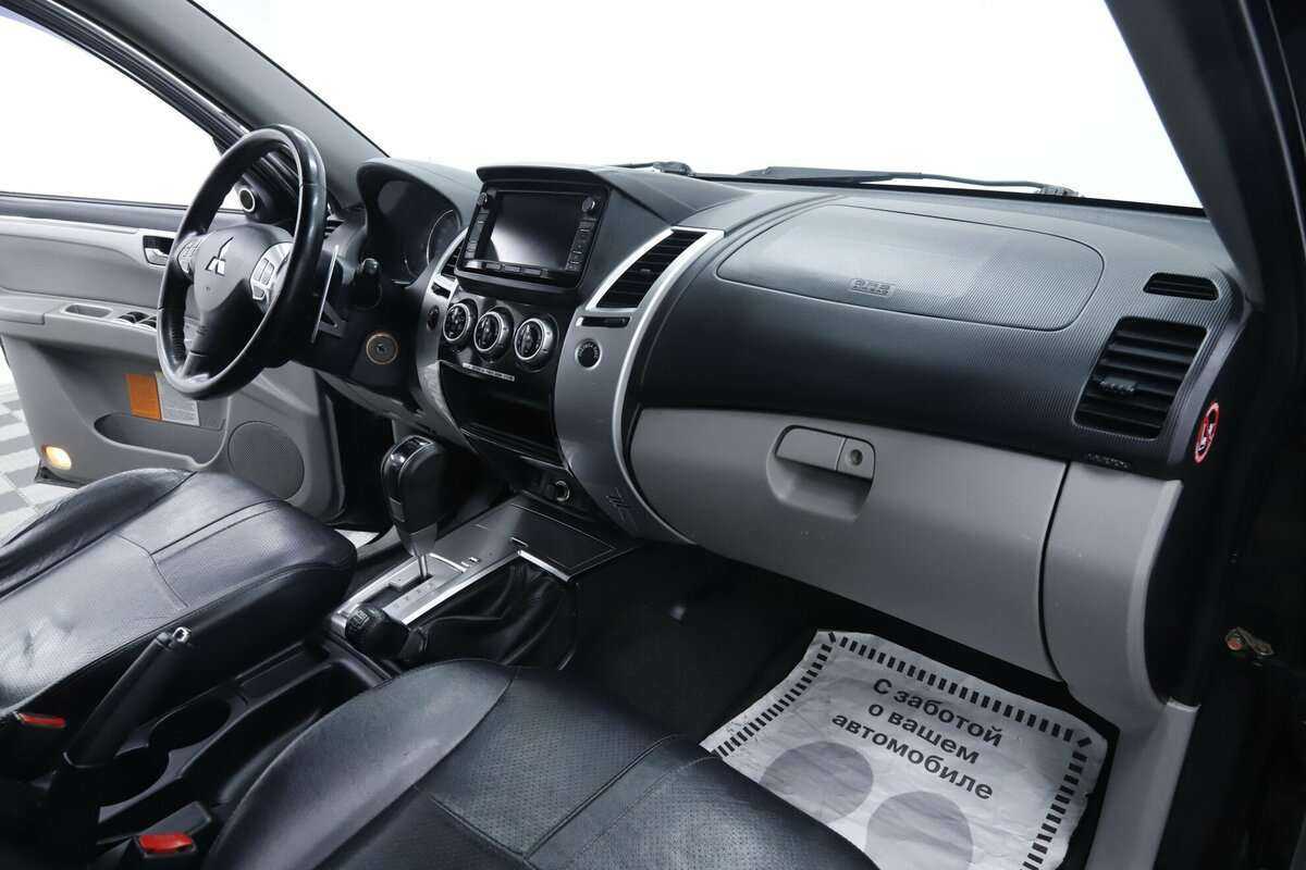 Купить Mitsubishi Pajero Sport, 2015, 149 500 км, фото №15
