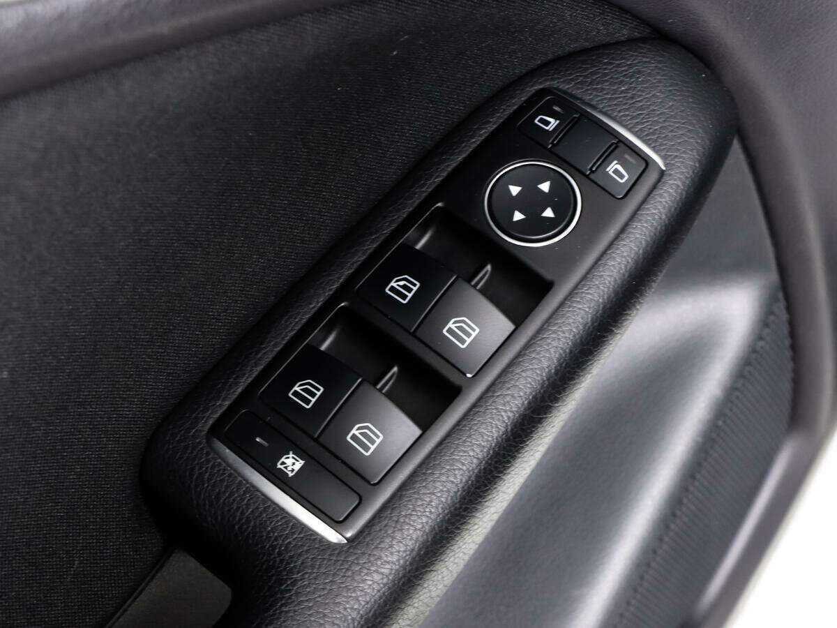 Купить Mercedes-Benz B-Класс 180, 2015, 120 326 км, фото №18