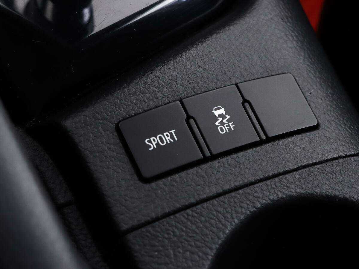 Купить Toyota Corolla, 2018, 73 300 км, фото №17