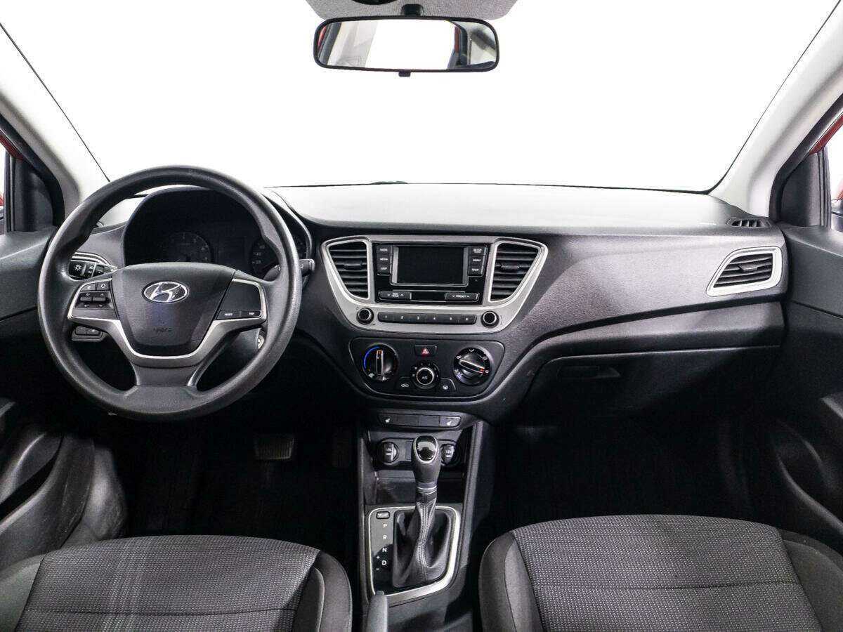 Купить Hyundai Solaris, 2019, 38 902 км, фото №13