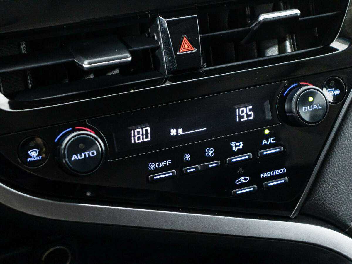 Купить Toyota Camry, 2021, 113 292 км, фото №15