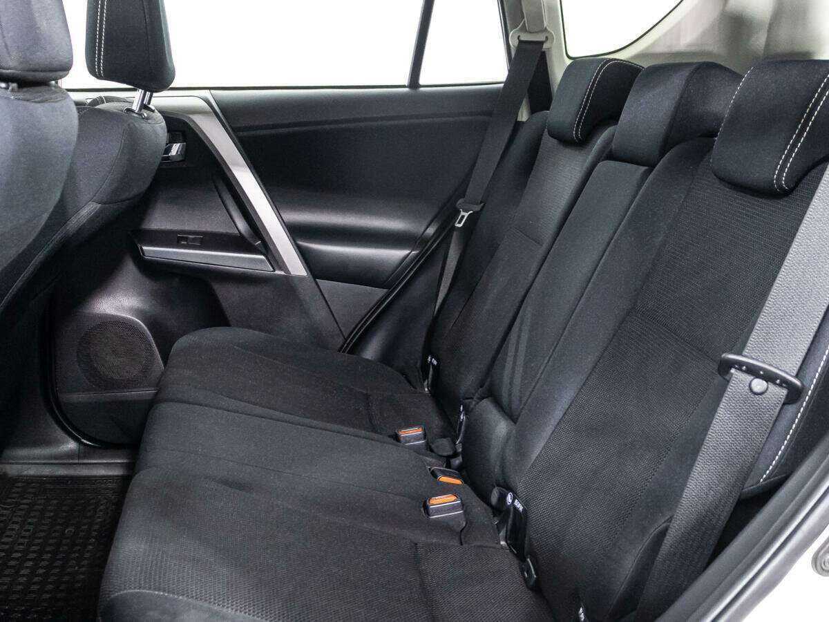 Купить Toyota RAV4, 2017, 75 000 км, фото №10
