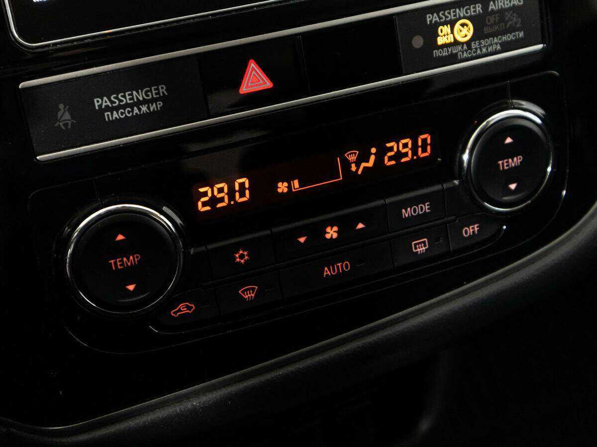 Купить Mitsubishi Outlander, 2019, 72 053 км, фото №16