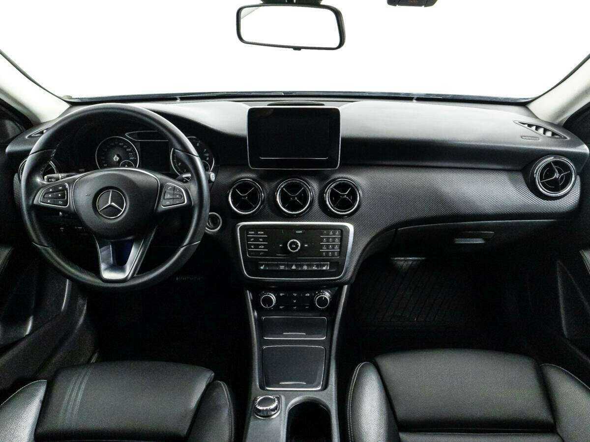 Купить Mercedes-Benz A-Класс 180, 2016, 84 242 км, фото №13