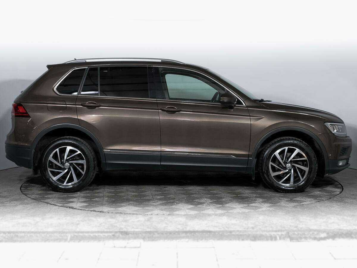 Купить Volkswagen Tiguan, 2018, 147 495 км, фото №4