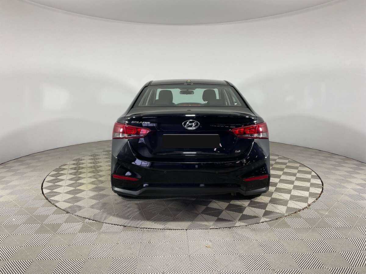 Купить Hyundai Solaris, 2017, 169 000 км, фото №5