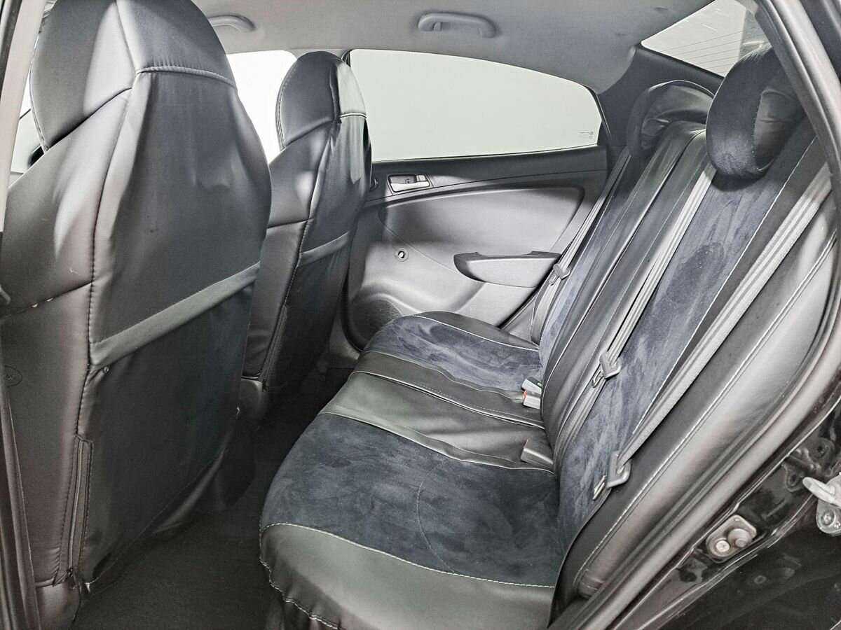 Купить Hyundai Solaris, 2012, 146 000 км, фото №8