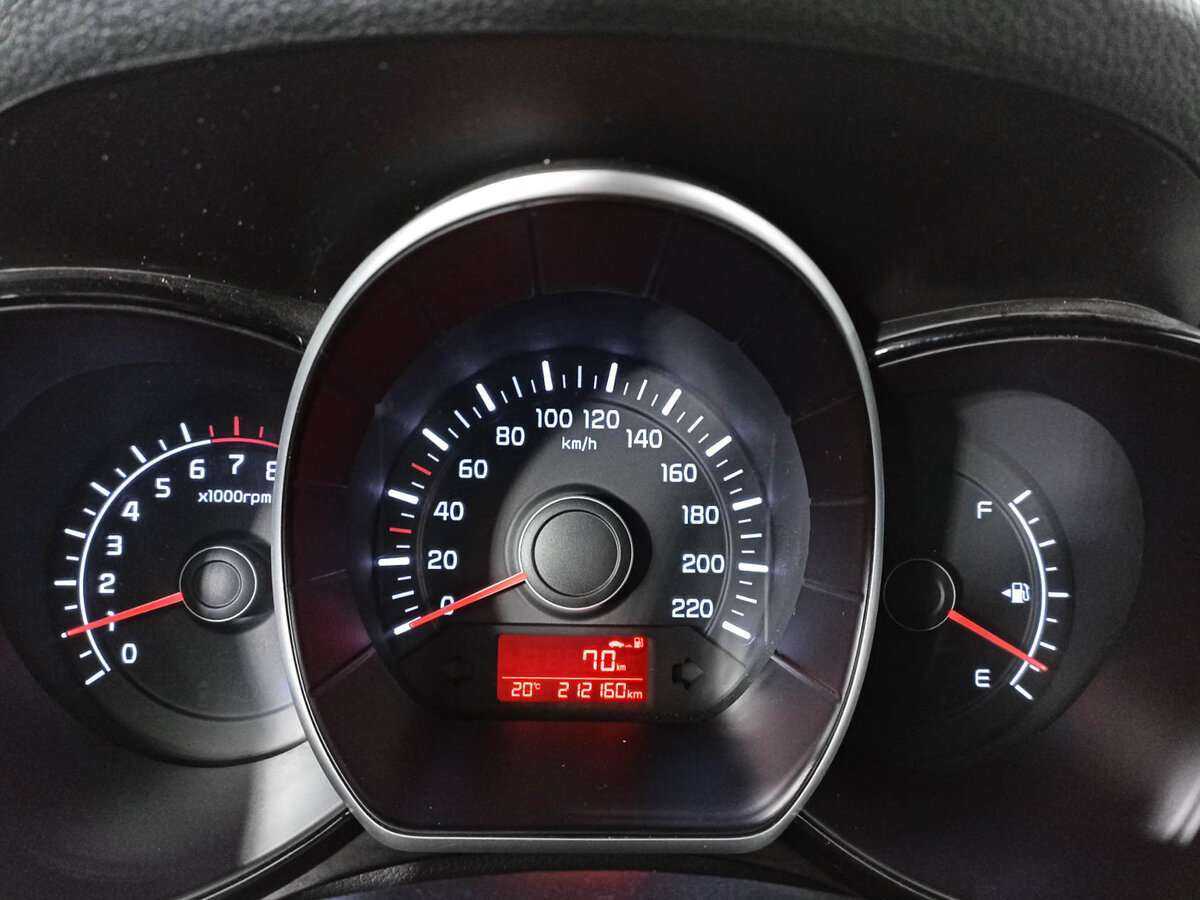 Купить Kia Rio, 2016, 212 004 км, фото №10