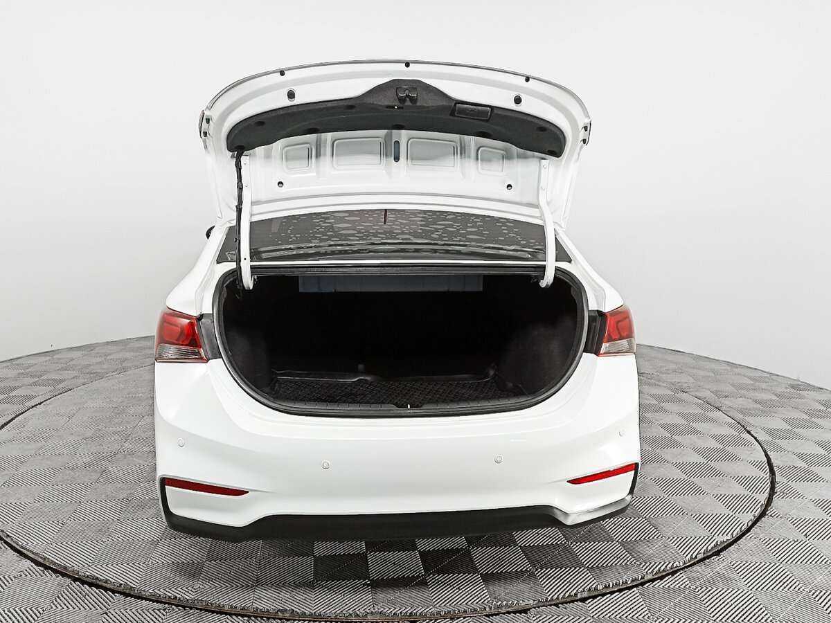 Купить Hyundai Solaris, 2017, 48 102 км, фото №10