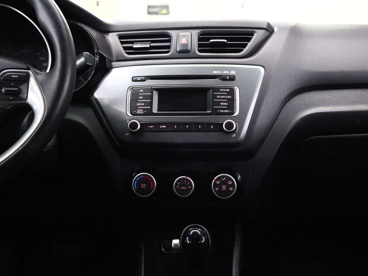Купить Kia Rio, 2015, 59 140 км, фото №17