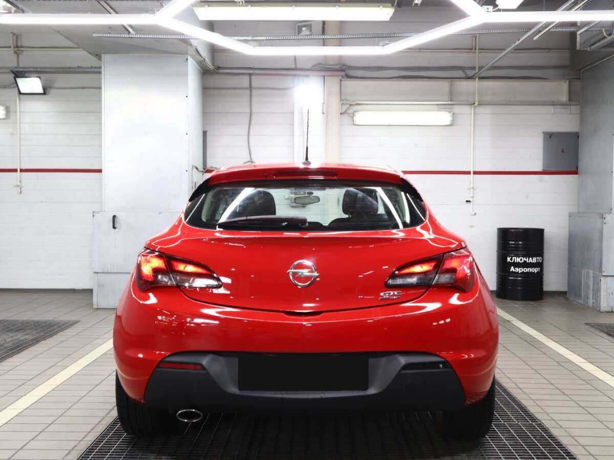 Купить Opel Astra GTC, 2012, 190 000 км, фото №4
