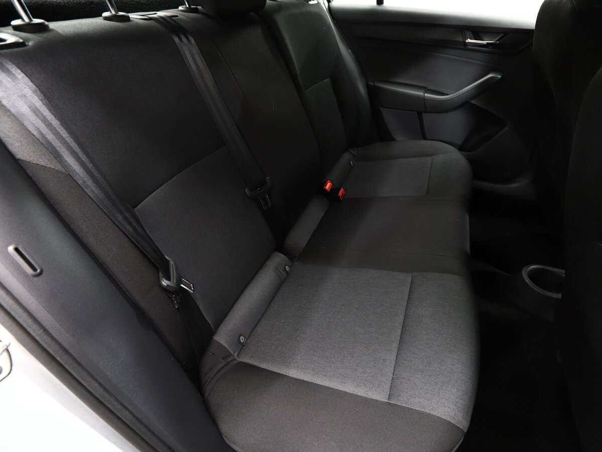 Купить Skoda Rapid, 2018, 73 000 км, фото №16