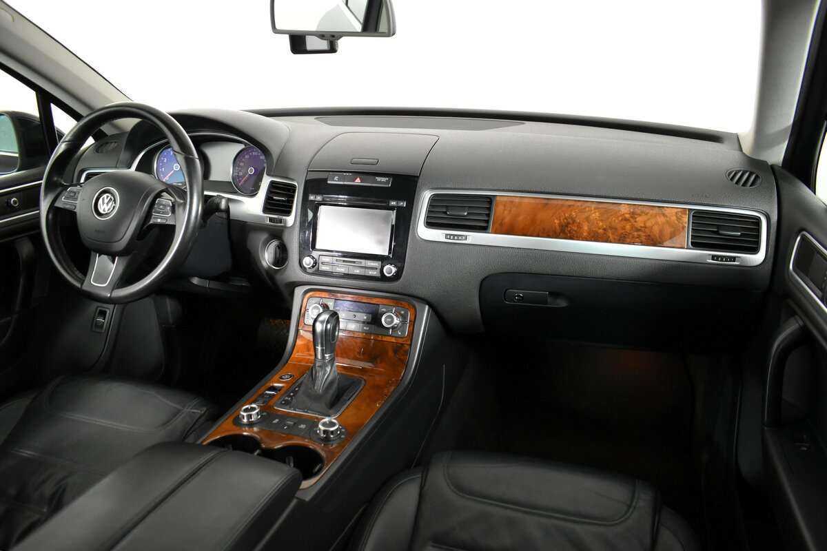 Купить Volkswagen Touareg, 2012, 299 500 км, фото №10