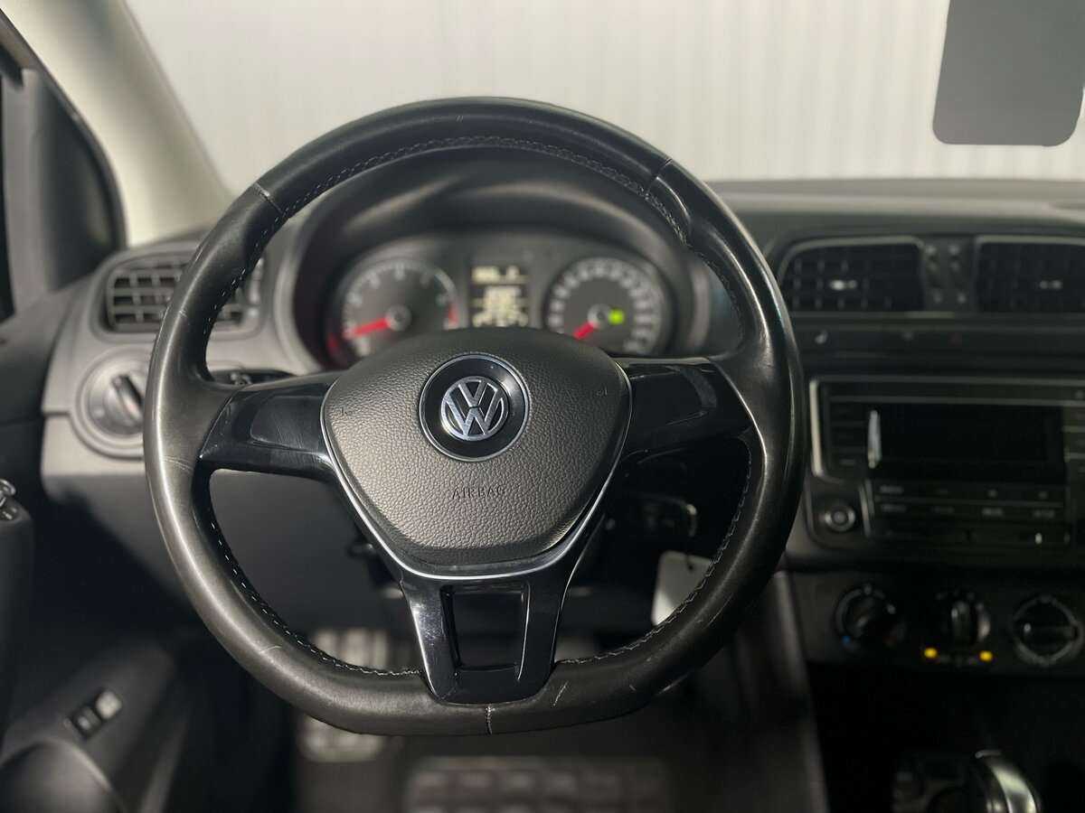 Купить Volkswagen Polo, 2017, 100 072 км, фото №10