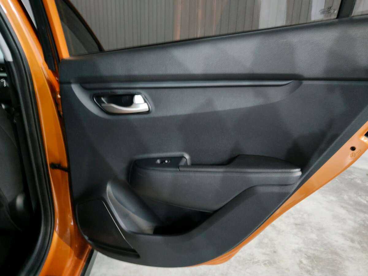 Купить Kia Rio X-Line, 2019, 48 364 км, фото №17