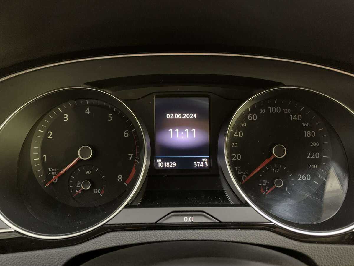 Купить Volkswagen Passat, 2019, 101 776 км, фото №11