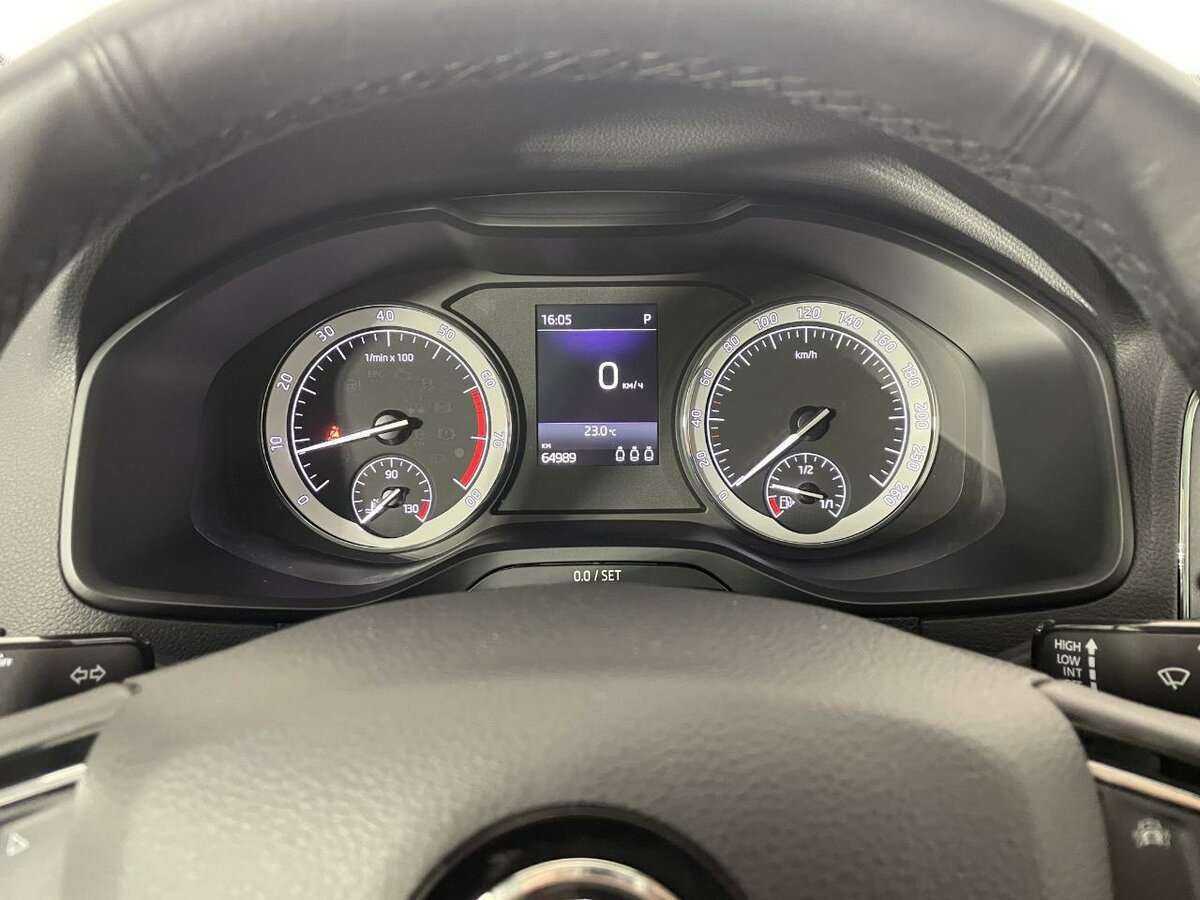 Купить Skoda Karoq, 2020, 64 989 км, фото №8