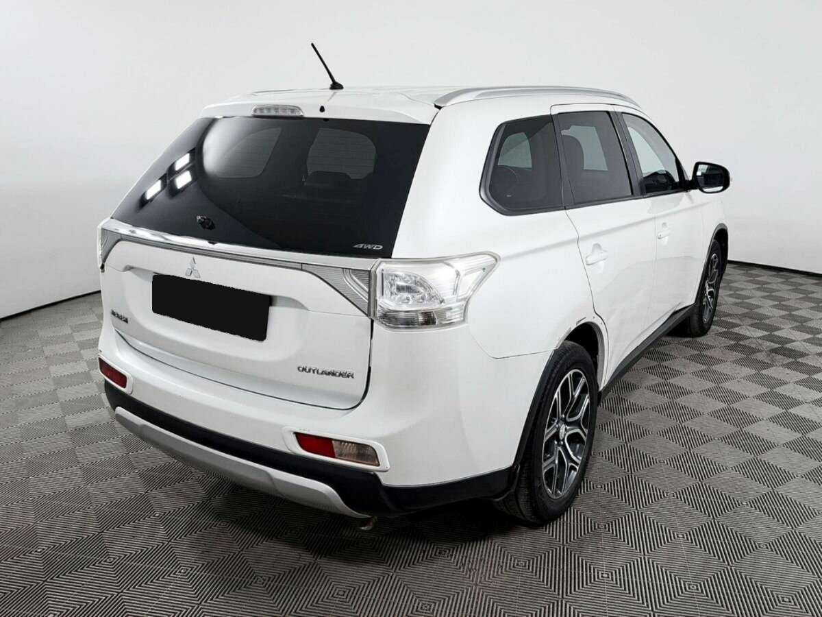 Купить Mitsubishi Outlander, 2014, 181 183 км, фото №4