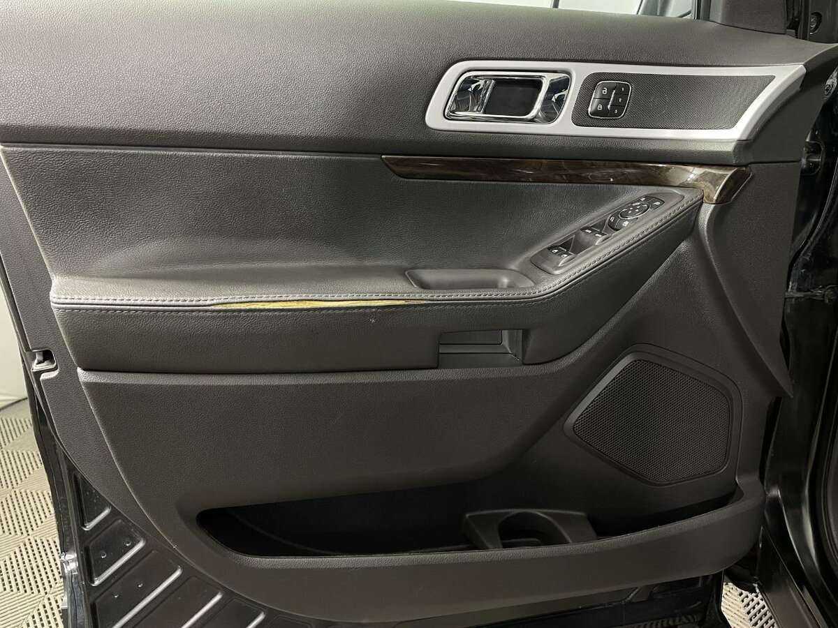 Купить Ford Explorer, 2013, 192 287 км, фото №8