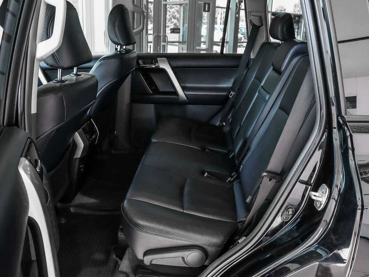 Купить Toyota Land Cruiser Prado, 2012, 332 223 км, фото №12