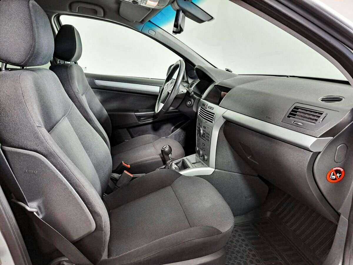 Купить Opel Astra, 2013, 185 500 км, фото №10