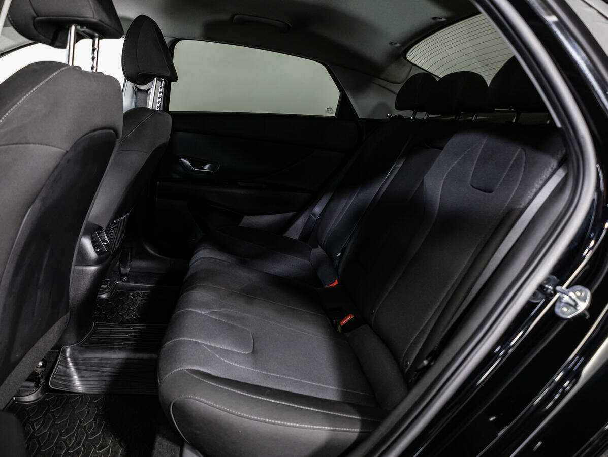 Купить Hyundai Elantra, 2020, 91 268 км, фото №10