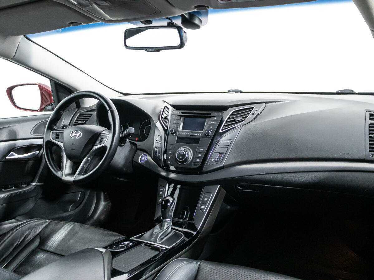 Купить Hyundai i40, 2015, 101 775 км, фото №9