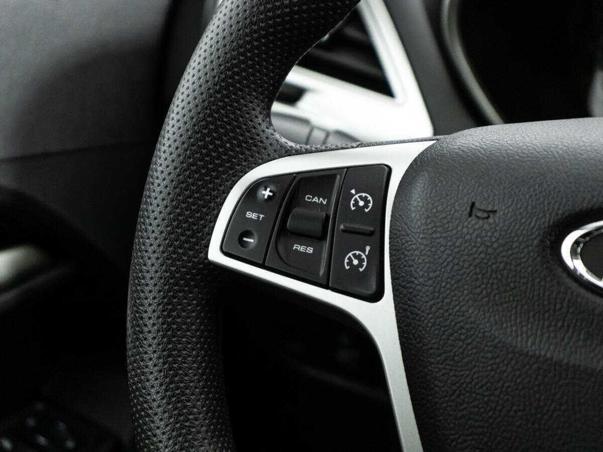 Купить Lada (ВАЗ) Vesta SW, 2019, 49 163 км, фото №17