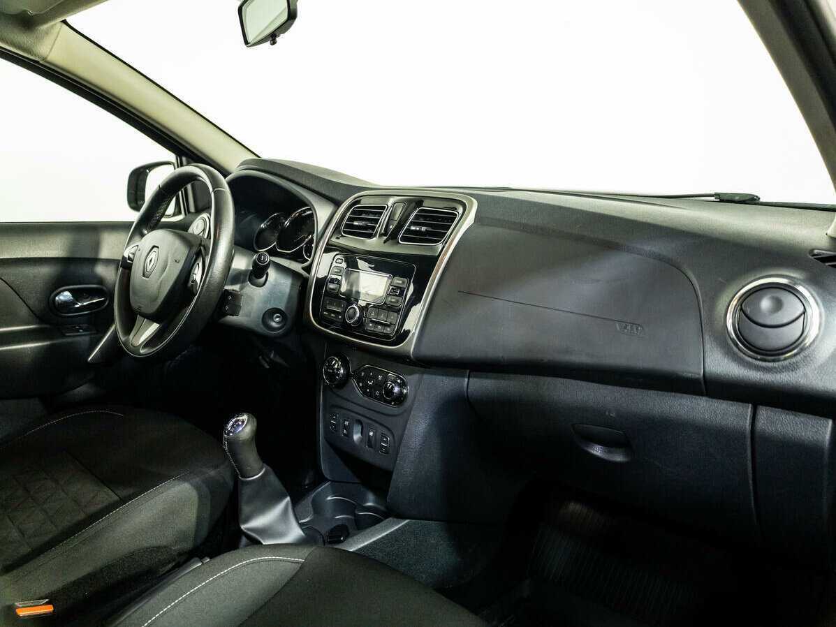 Купить Renault Sandero Stepway, 2017, 99 421 км, фото №8