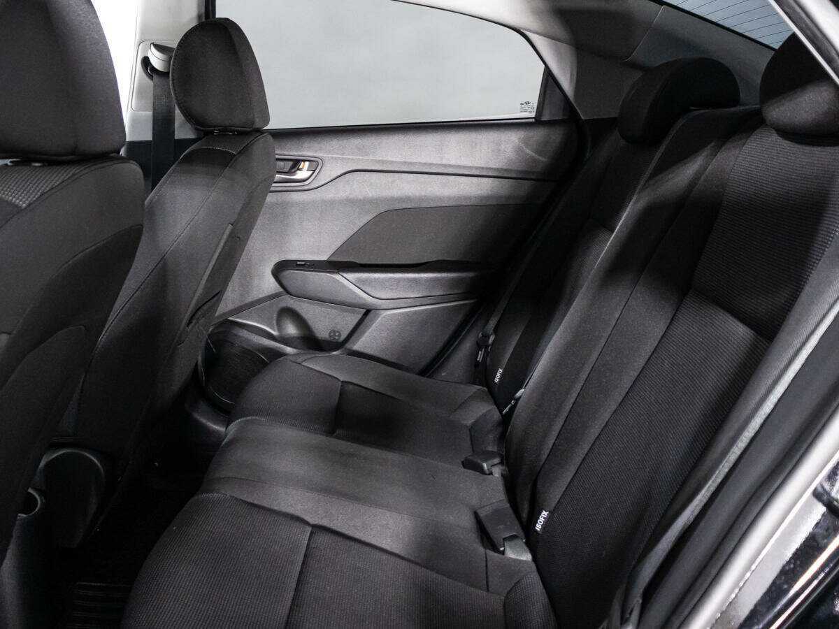 Купить Hyundai Solaris, 2017, 110 097 км, фото №10