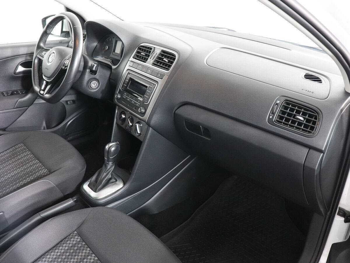 Купить Volkswagen Polo, 2019, 58 022 км, фото №10