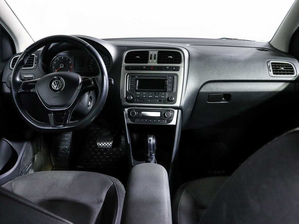 Купить Volkswagen Polo, 2016, 111 278 км, фото №12