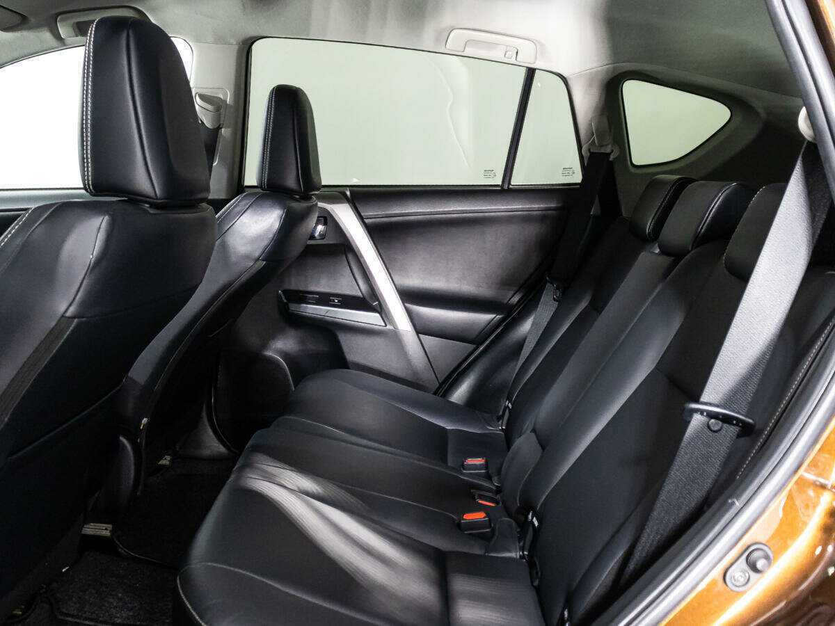 Купить Toyota RAV4, 2016, 74 620 км, фото №10