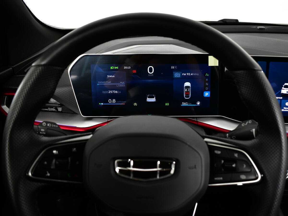 Купить Geely Coolray, 2023, 25 736 км, фото №11