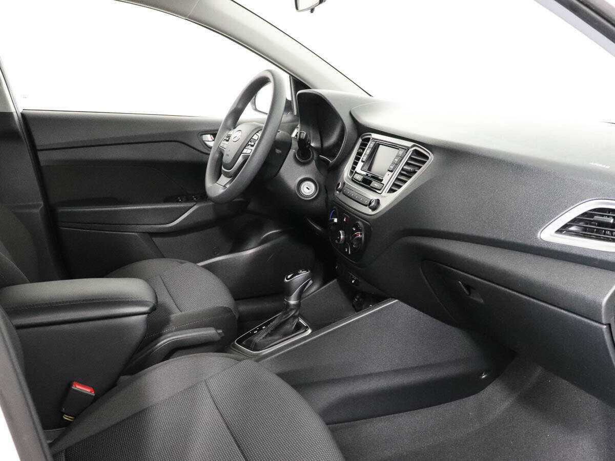 Купить Hyundai Solaris, 2021, 54 000 км, фото №7