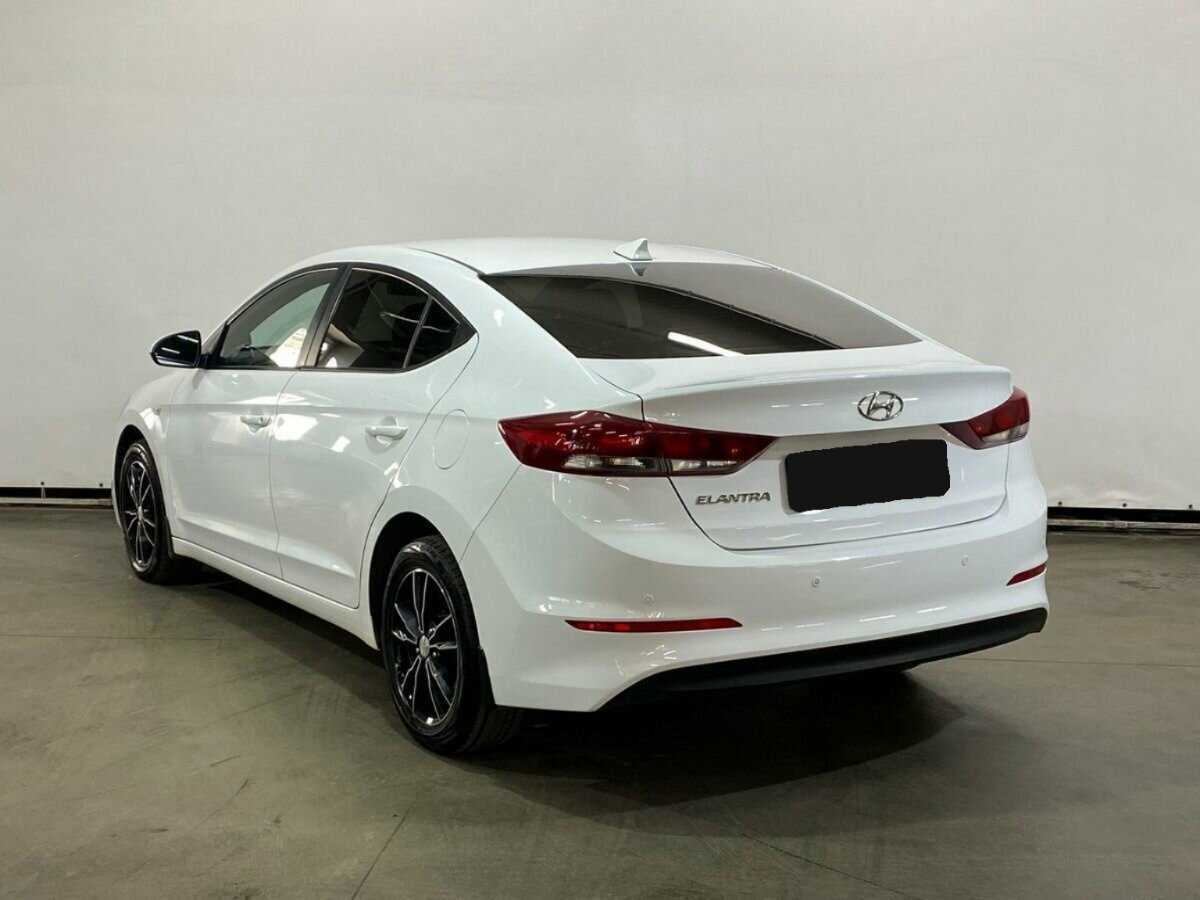 Купить Hyundai Elantra, 2017, 190 122 км, фото №7