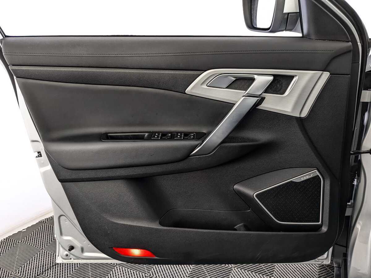 Купить Geely Atlas, 2019, 73 937 км, фото №15