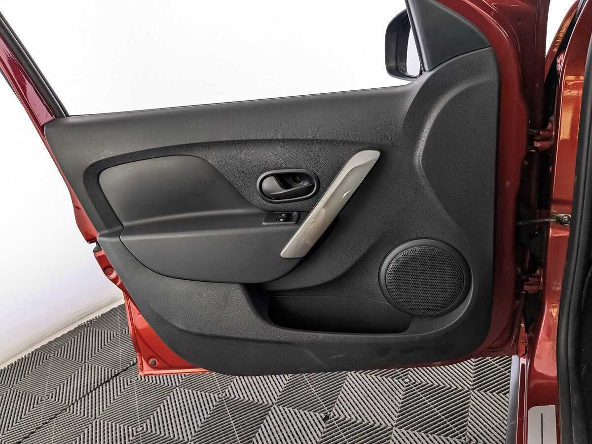 Купить Renault Logan, 2019, 72 296 км, фото №15