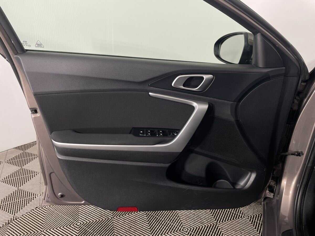 Купить Kia Ceed, 2018, 108 277 км, фото №8