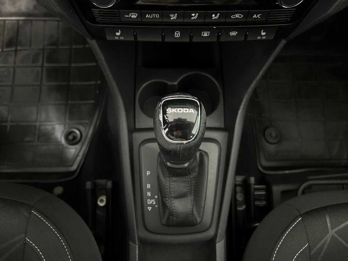 Купить Skoda Rapid, 2019, 96 878 км, фото №13