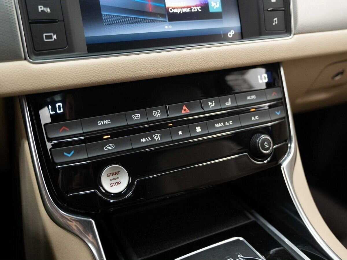 Купить Jaguar XF, 2017, 120 000 км, фото №23