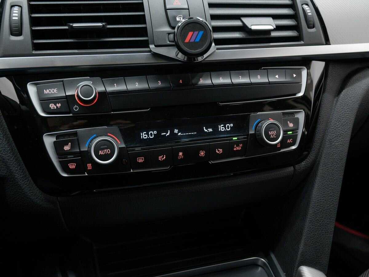 Купить BMW 3 серии 320d xDrive, 2017, 132 105 км, фото №19